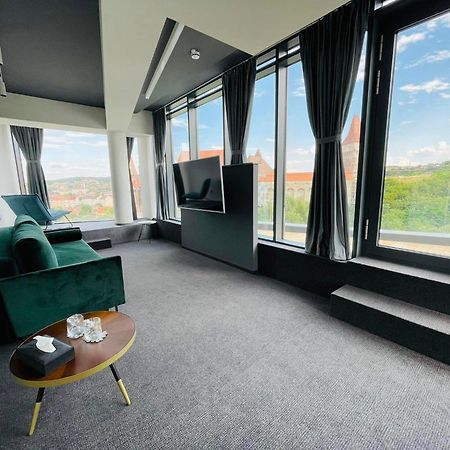 Werk Hotel & Spa Hunedoara Exteriör bild