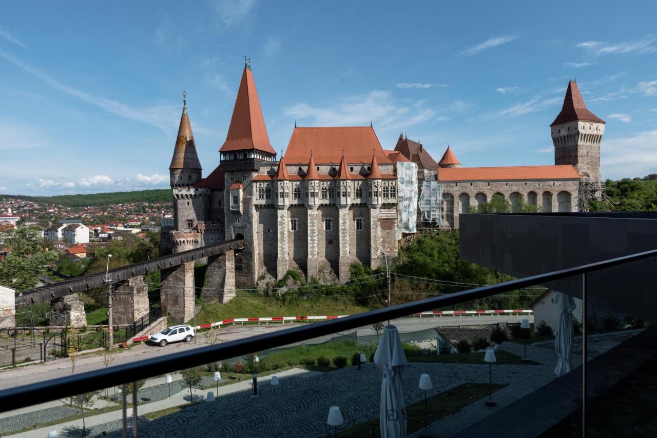 Werk Hotel & Spa Hunedoara Exteriör bild