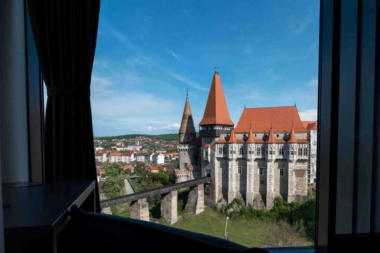 Werk Hotel & Spa Hunedoara Exteriör bild