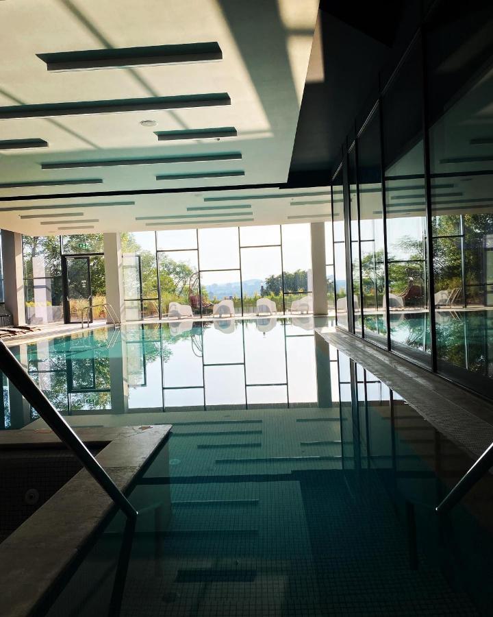 Werk Hotel & Spa Hunedoara Exteriör bild