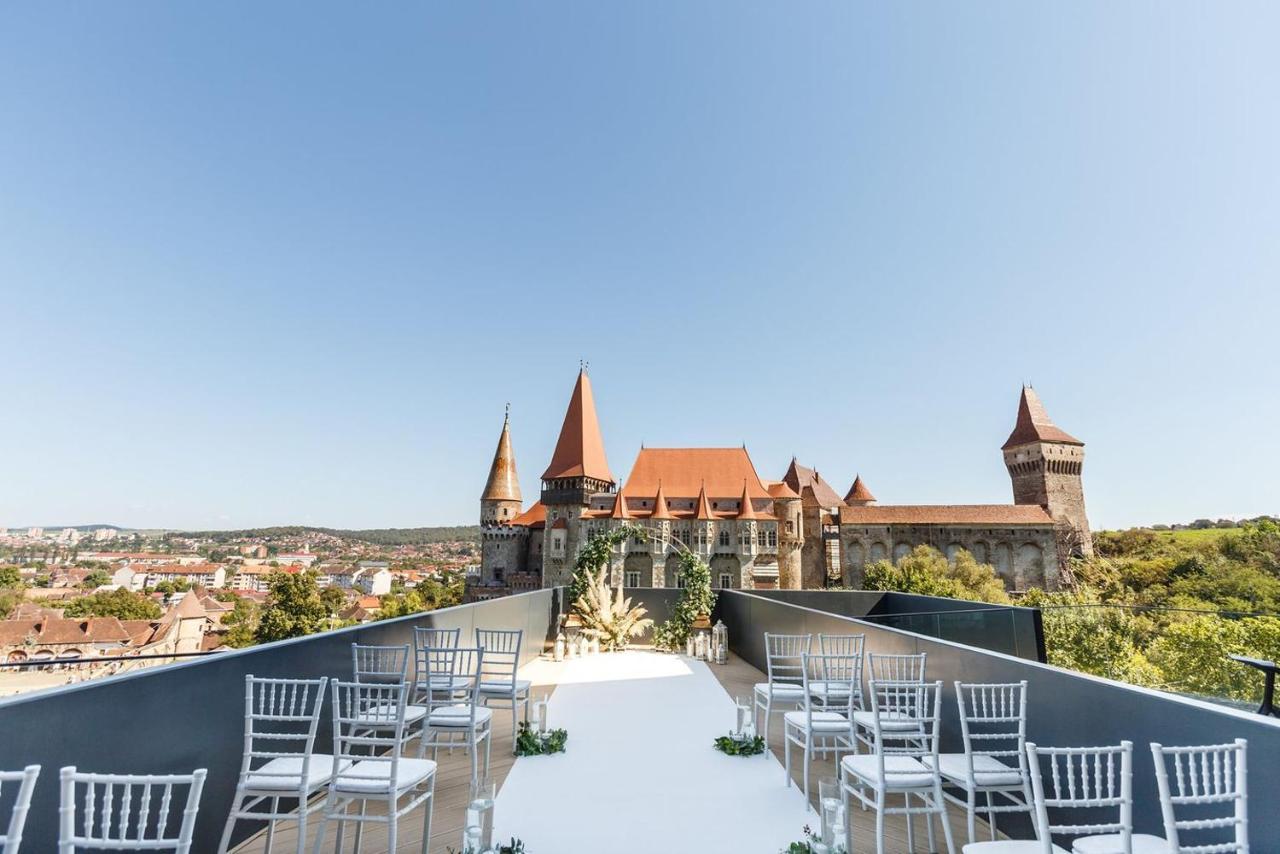 Werk Hotel & Spa Hunedoara Exteriör bild