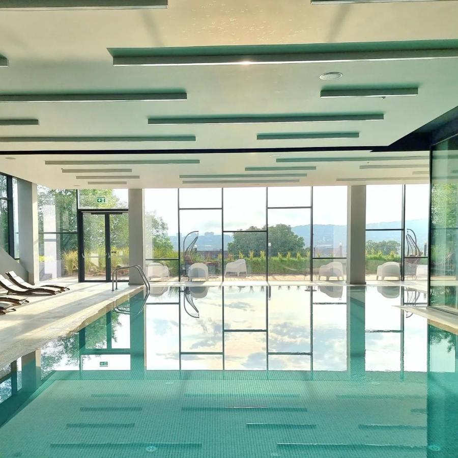Werk Hotel & Spa Hunedoara Exteriör bild