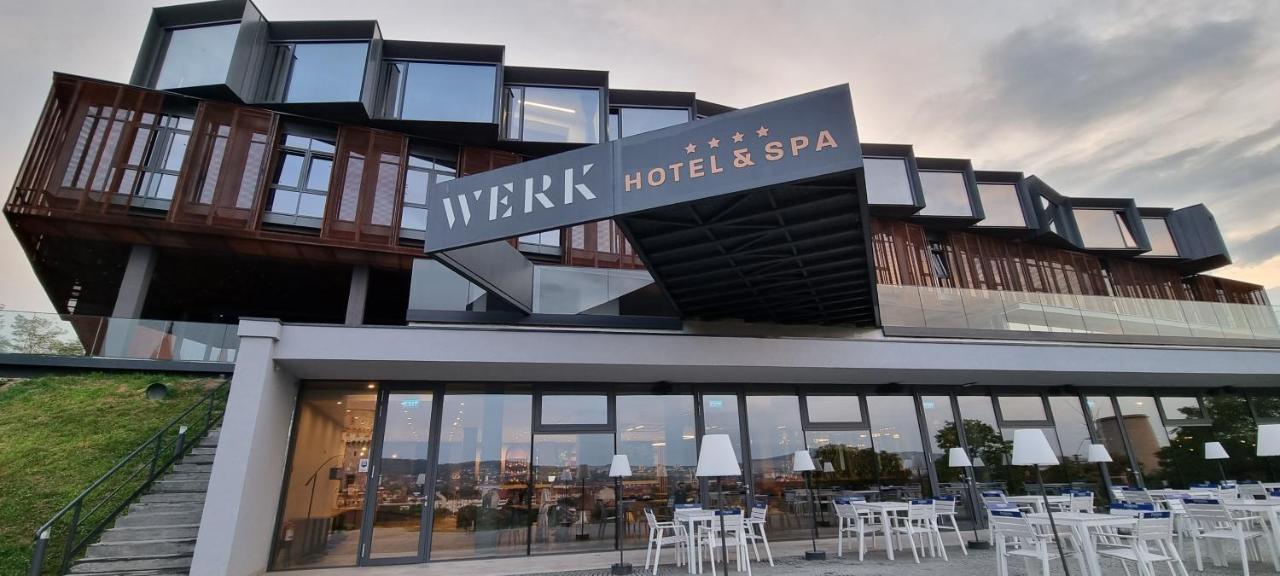 Werk Hotel & Spa Hunedoara Exteriör bild