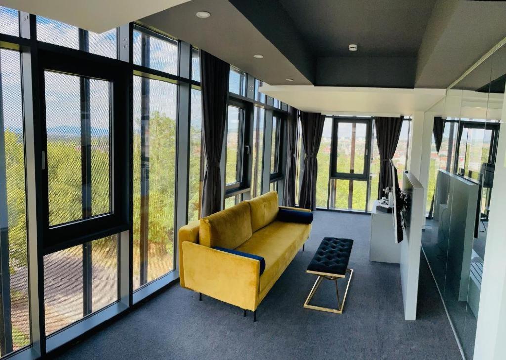 Werk Hotel & Spa Hunedoara Exteriör bild
