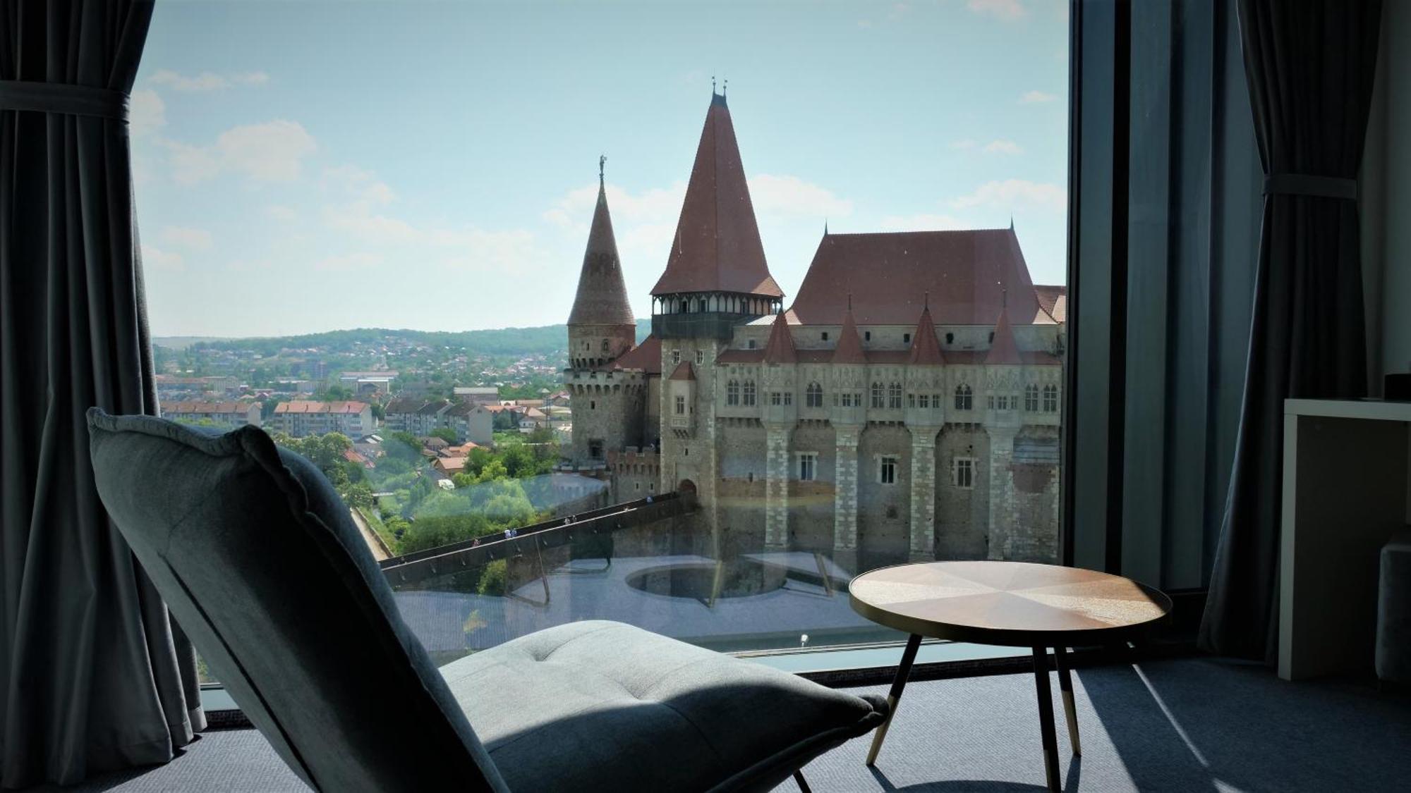 Werk Hotel & Spa Hunedoara Exteriör bild